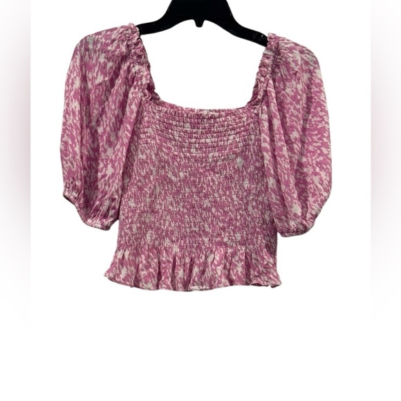 Gab Kate Tops - Women’s Gab Kate Smocked Ruffled Hem Puff Sleeves Pink & White Blouse: S